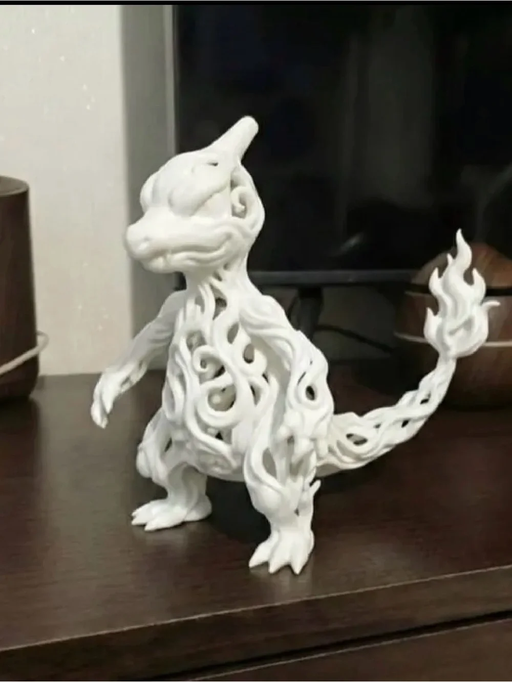 White Reptile Sculpture Figurine for Terrarium or Decor